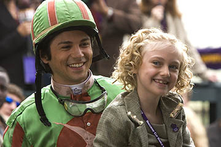 Dreamer-17-450-Freddy Rodriguez and Dakota Fanning